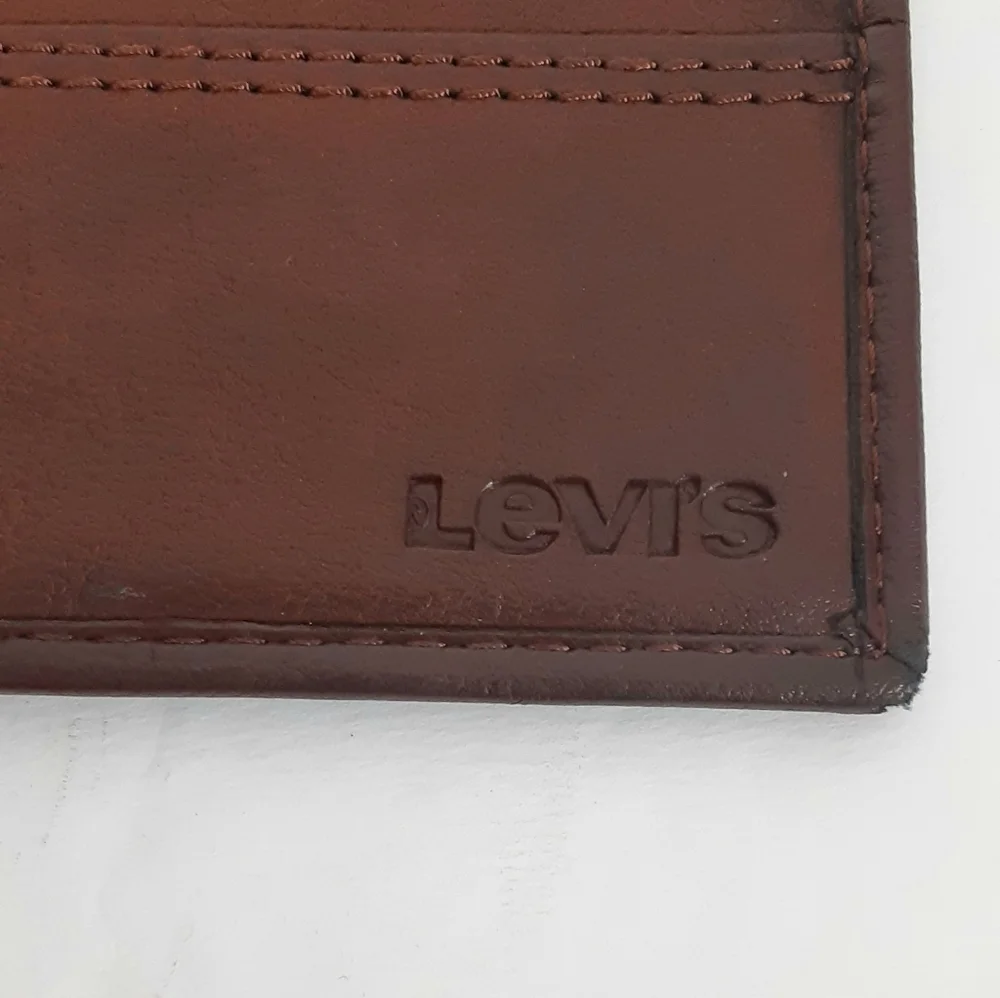 Levi's brown leather men's wallet